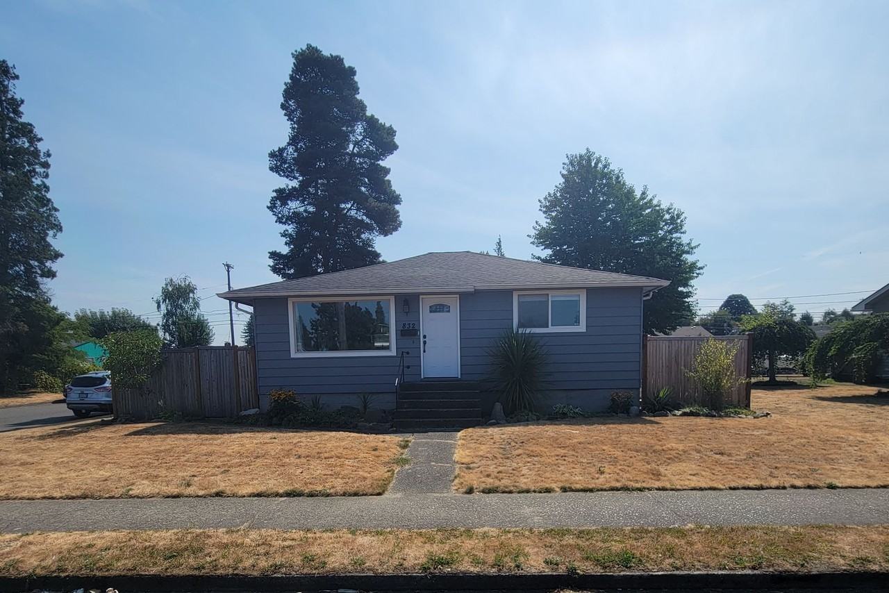 832 East 56th Street - Photo 2 of 23