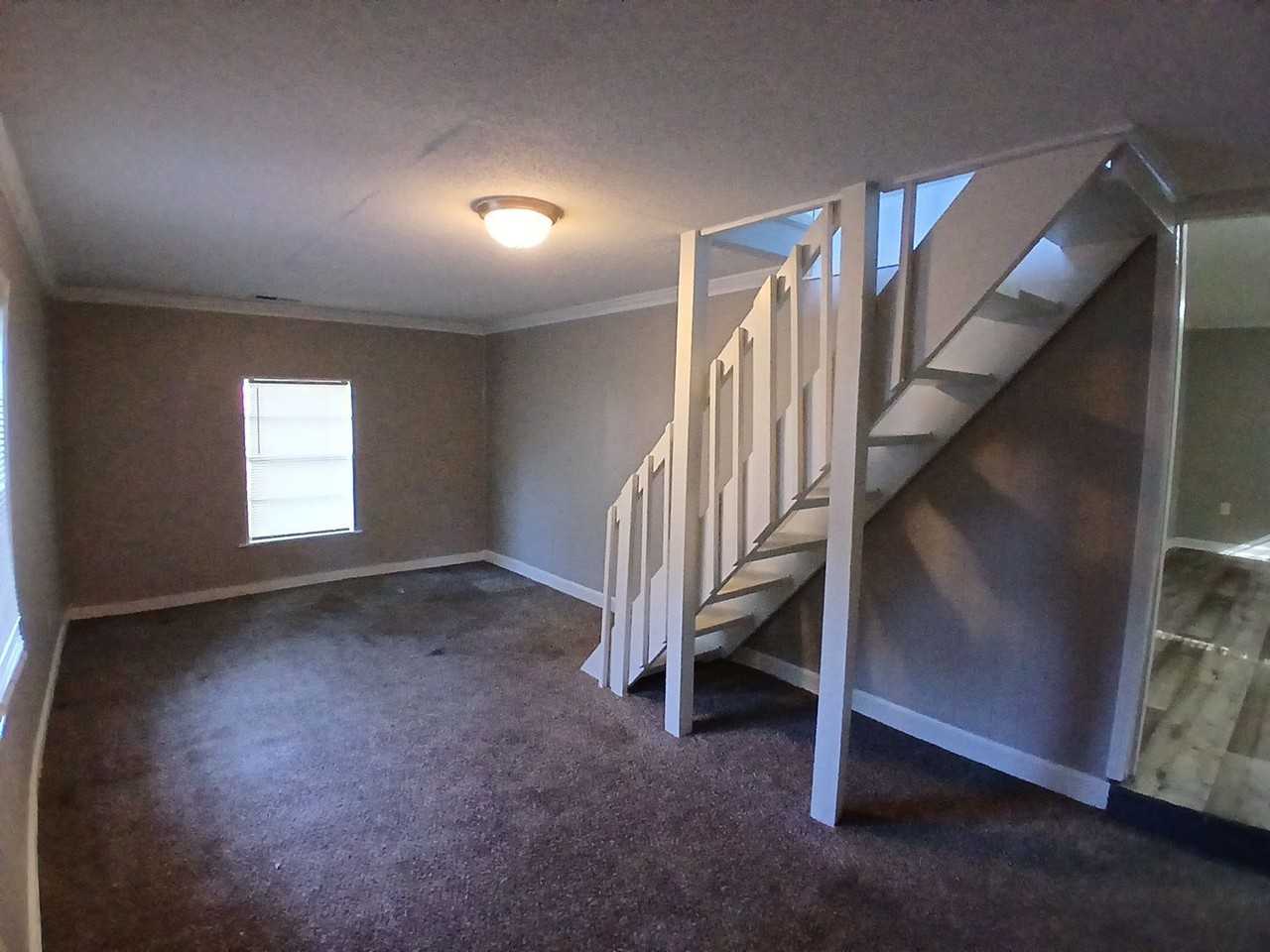 4256 Gladstone Street - Photo 7 of 12