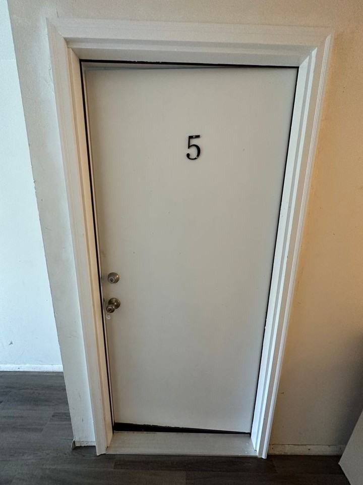 6911 W 24th Ave #5 - Photo 3 of 12