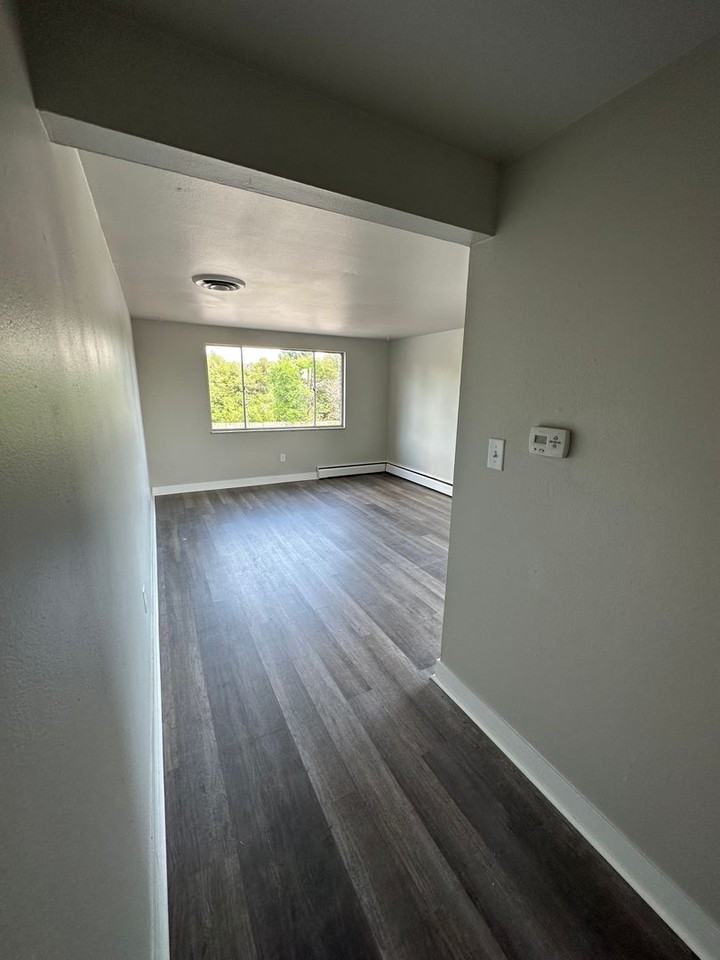 6911 W 24th Ave #5 - Photo 4 of 12