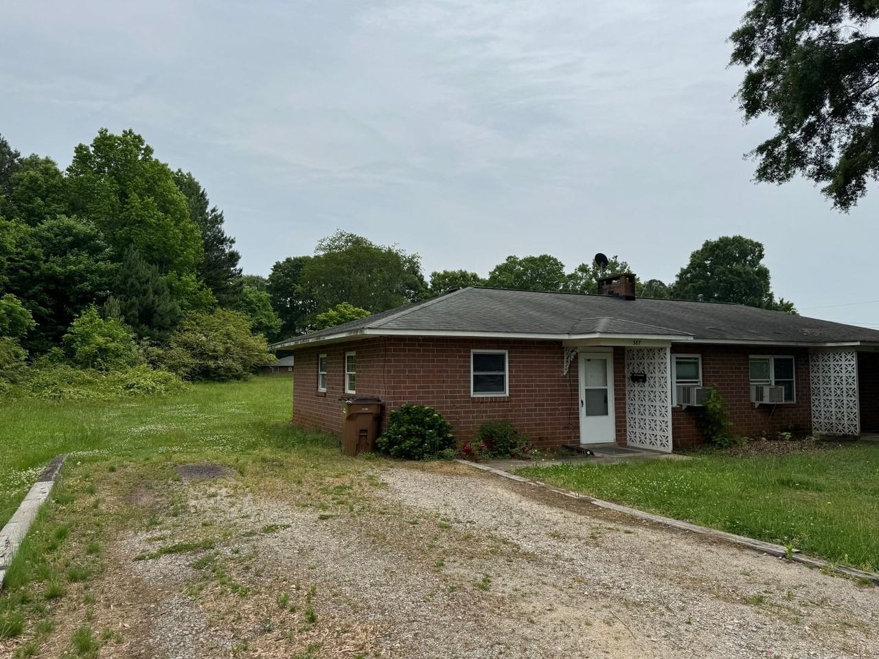 387 Salem Church Rd - Photo 2 of 16