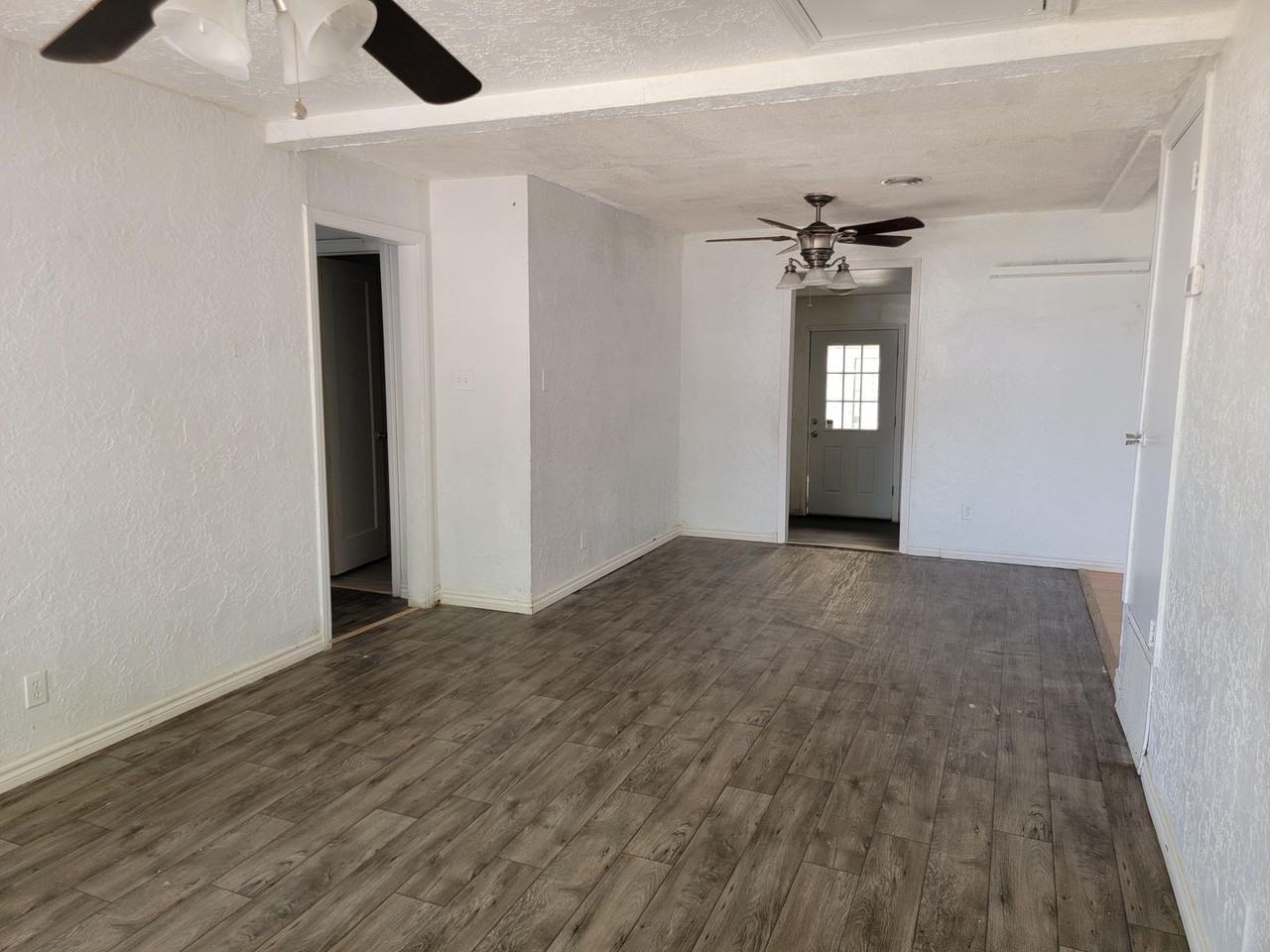 1816 Nw Pollard Ave - Photo 2 of 13