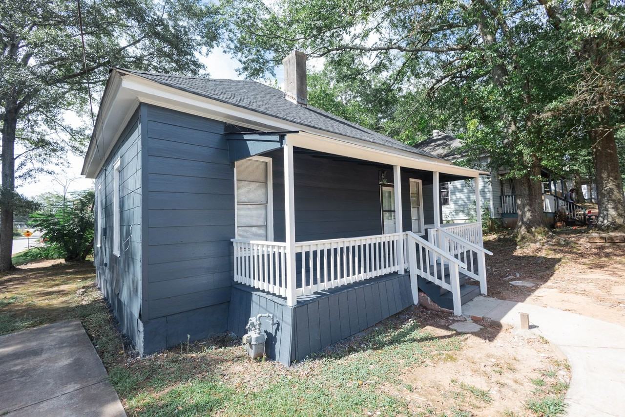 1002 W Broad St - Photo 4 of 35