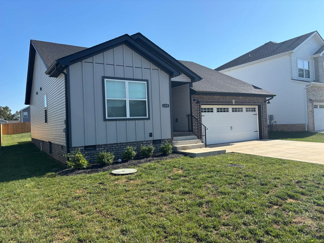 1235 Racker Dr - Photo 2 of 29
