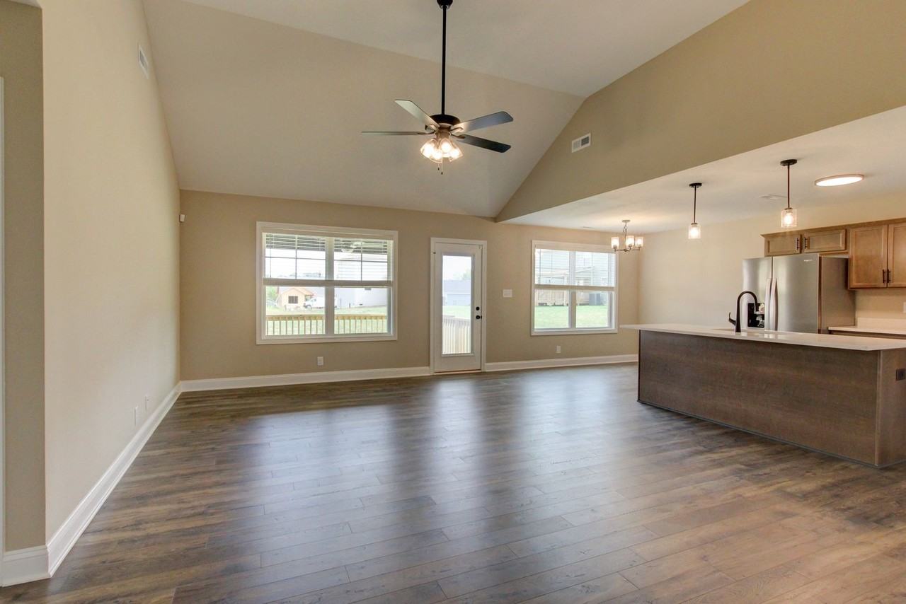 1235 Racker Dr - Photo 6 of 29