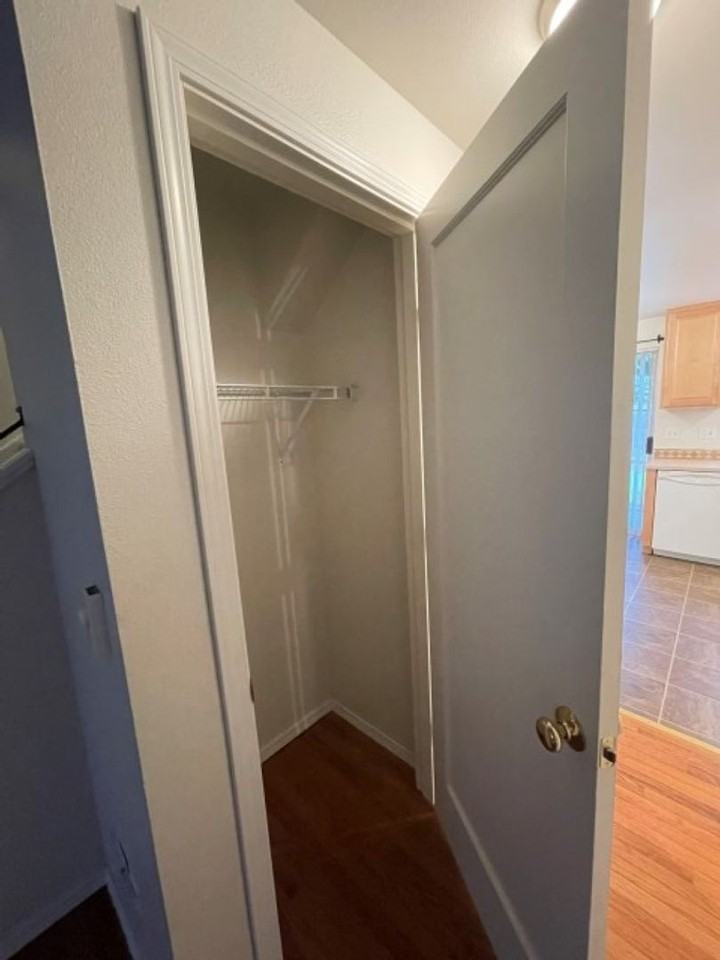 5701 200th St Sw #10 - Photo 7 of 23