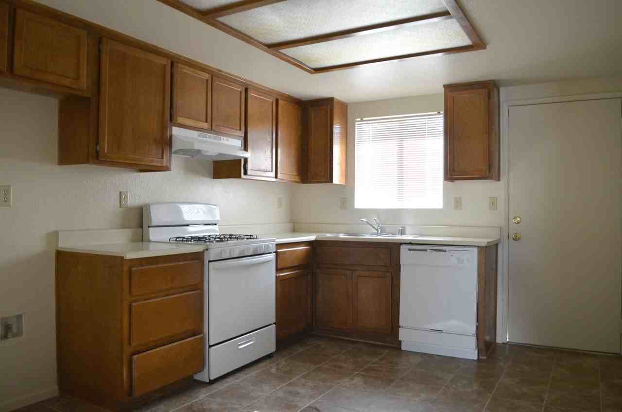 Desert Meadows - Photo 3 of 12