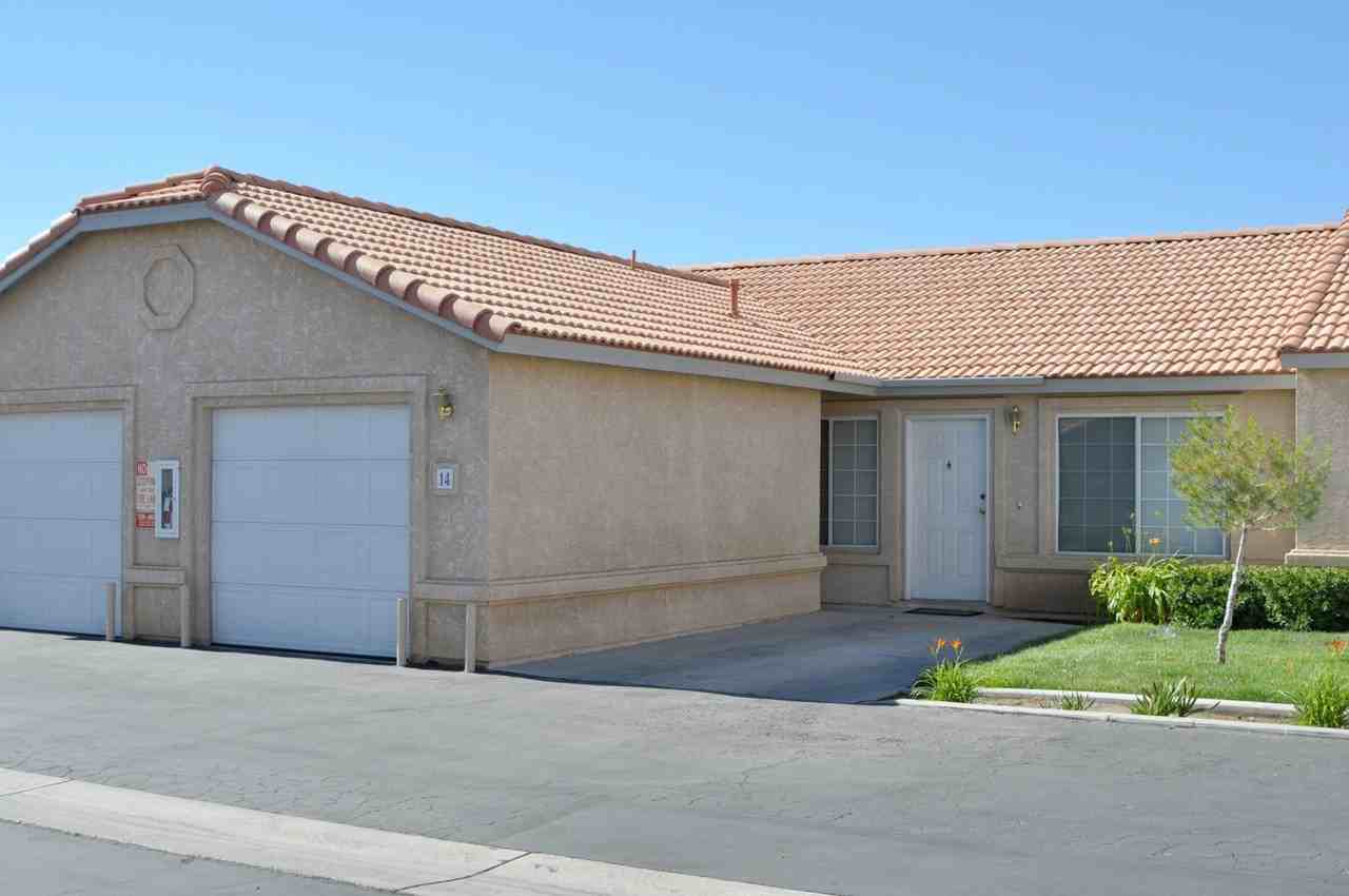 Desert Villas - Photo 4 of 35