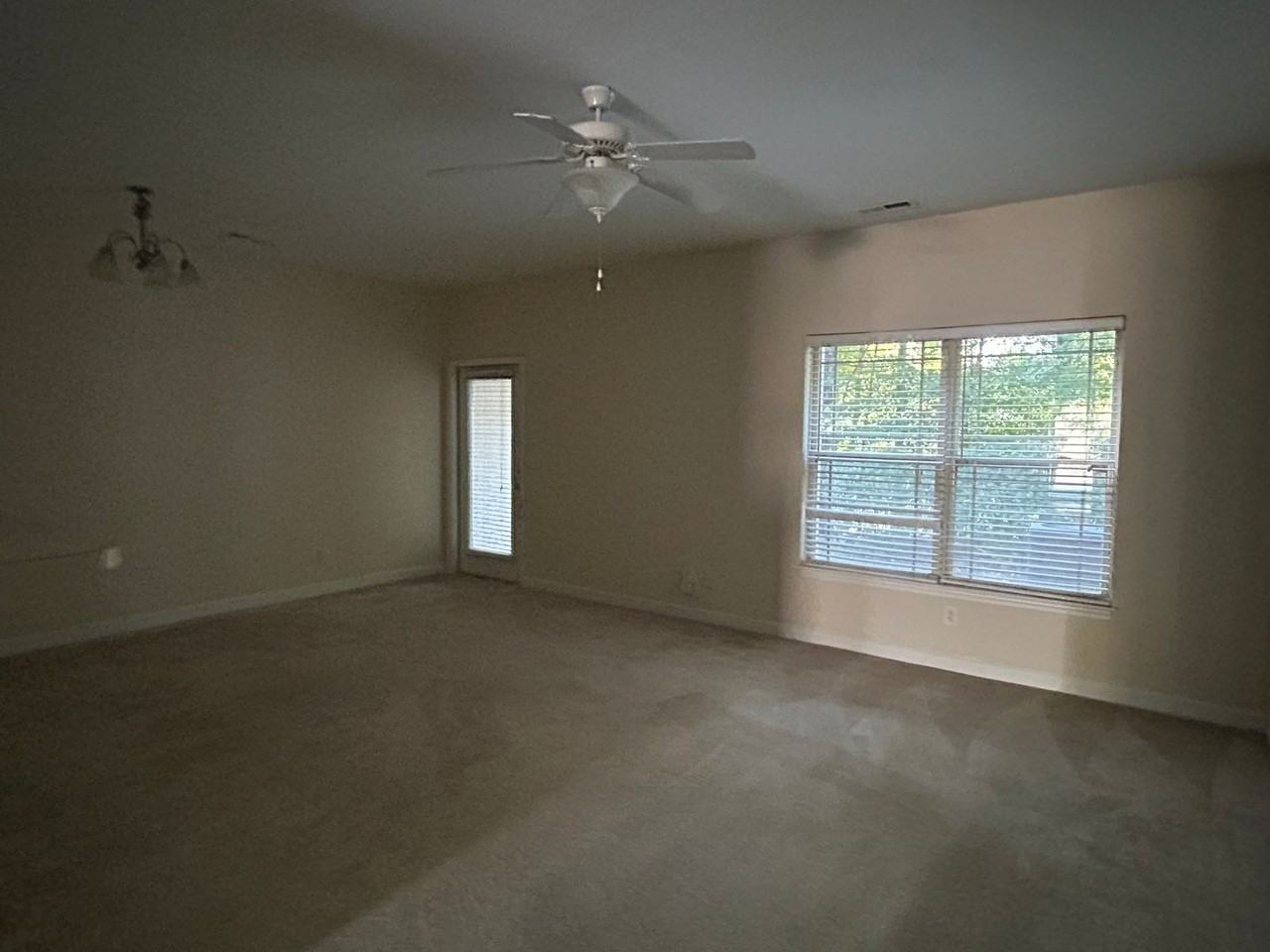 45 Four Farms Cir - Photo 6 of 18