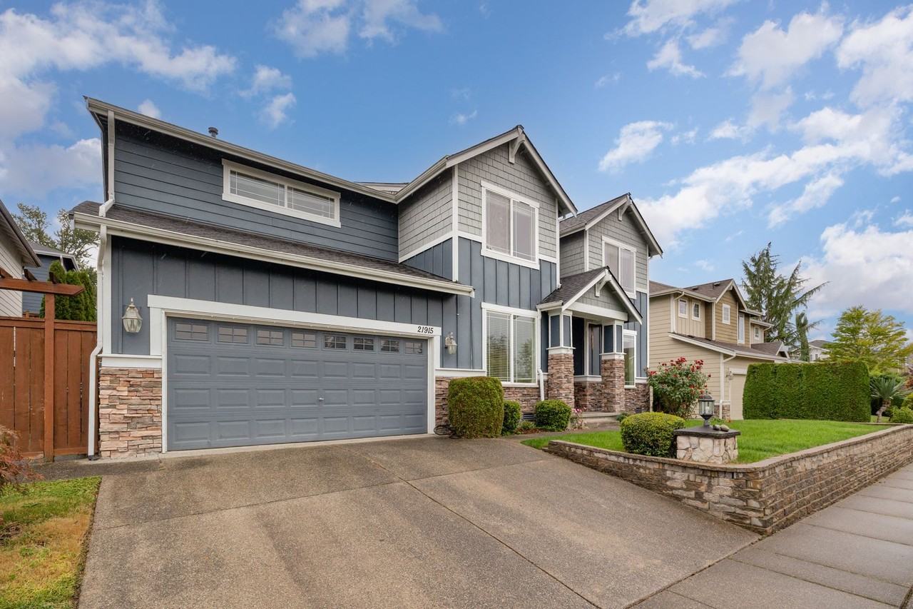 21915 39th Dr Se - Photo 2 of 30