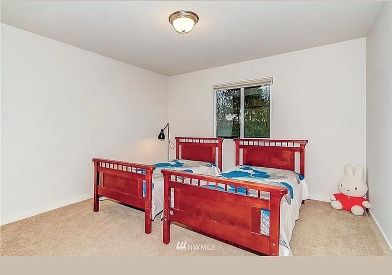 20409 123rd Ave Ne - Photo 2 of 10