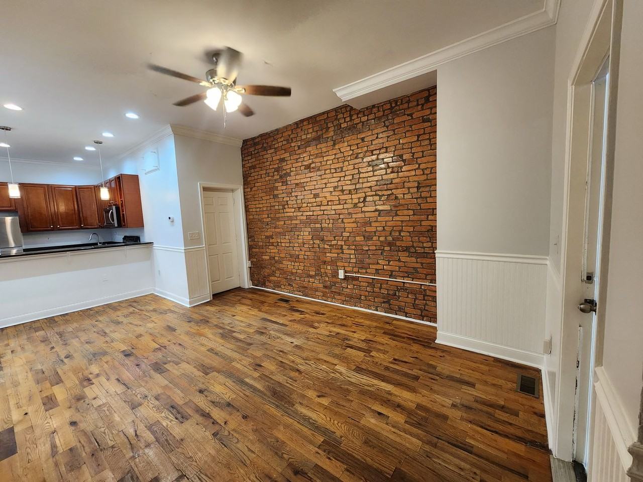 3209 W. Montgomery Avenue - Photo 2 of 25