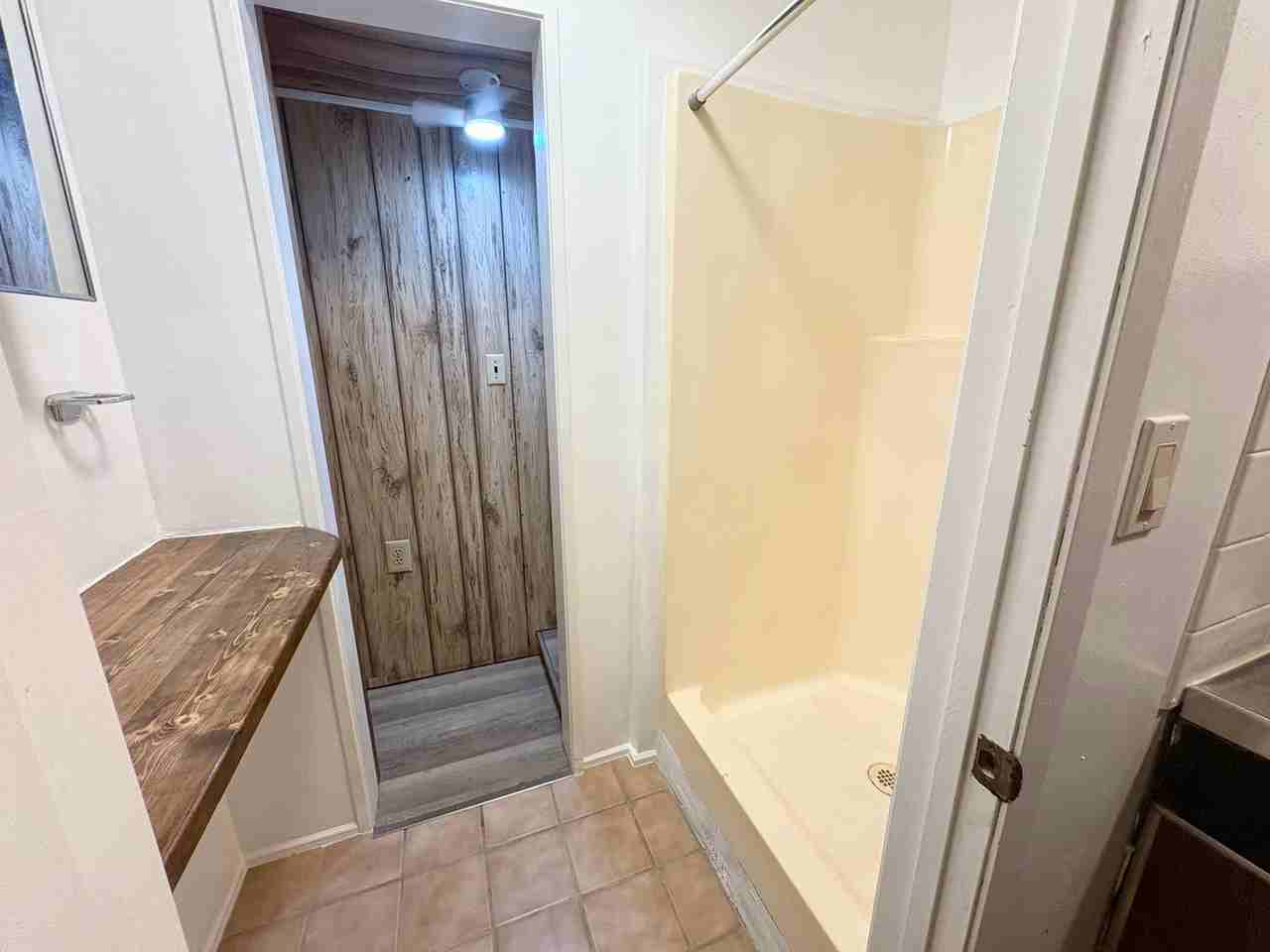 73903 Old Dale Rd - Photo 4 of 9