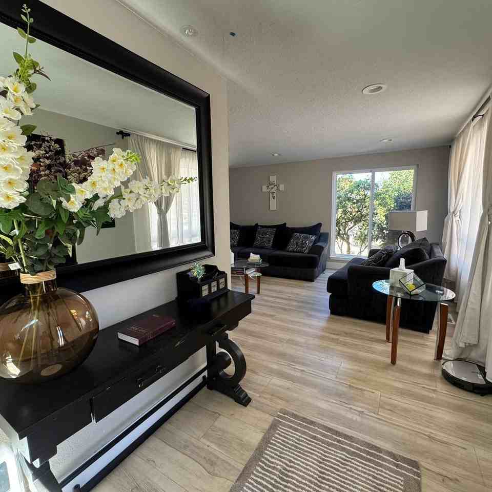 1009 Jones Ave Nw - Photo 2 of 11