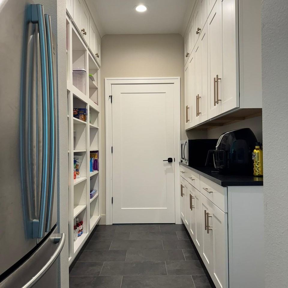 1009 Jones Ave Nw - Photo 6 of 11