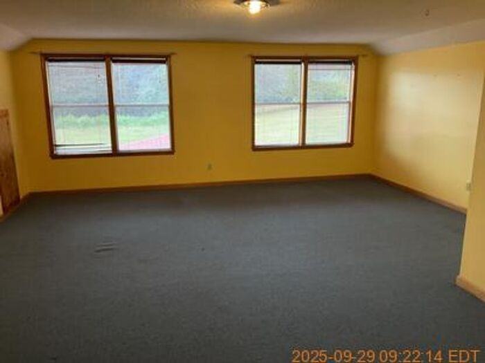 3352 Pond Branch Rd - Photo 3 of 16