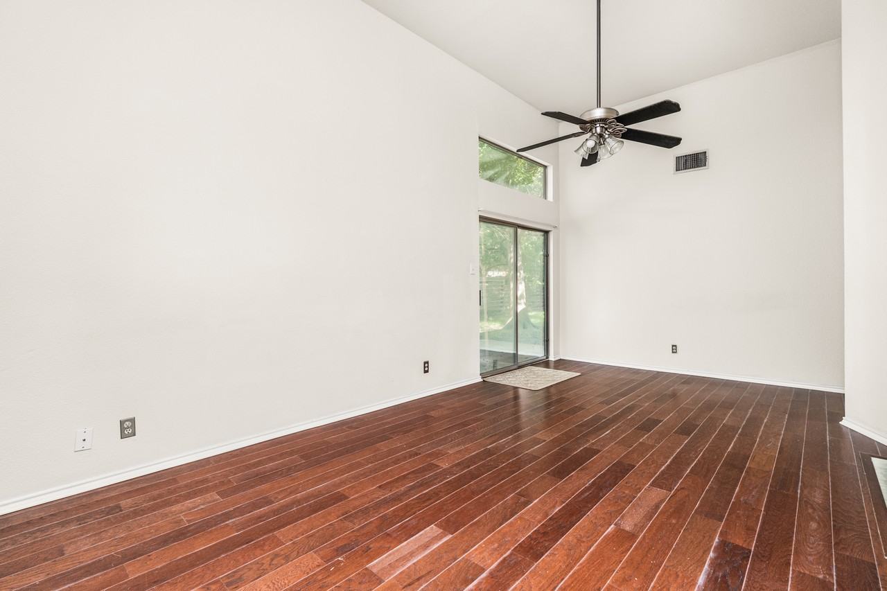 5314 Lake Golden #NA - Photo 4 of 26