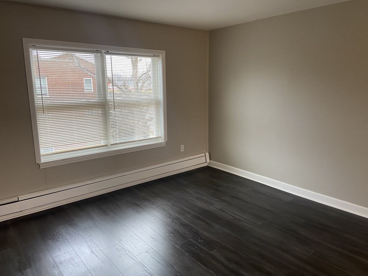 2711 165th St #5 - Photo 7 of 12