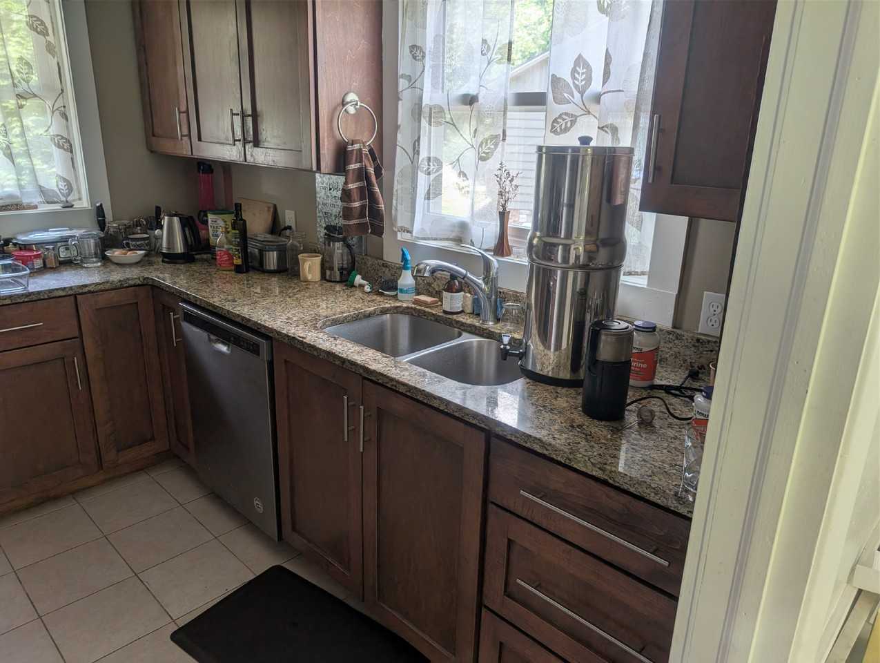 110 Hillside Ct #NA - Photo 2 of 3