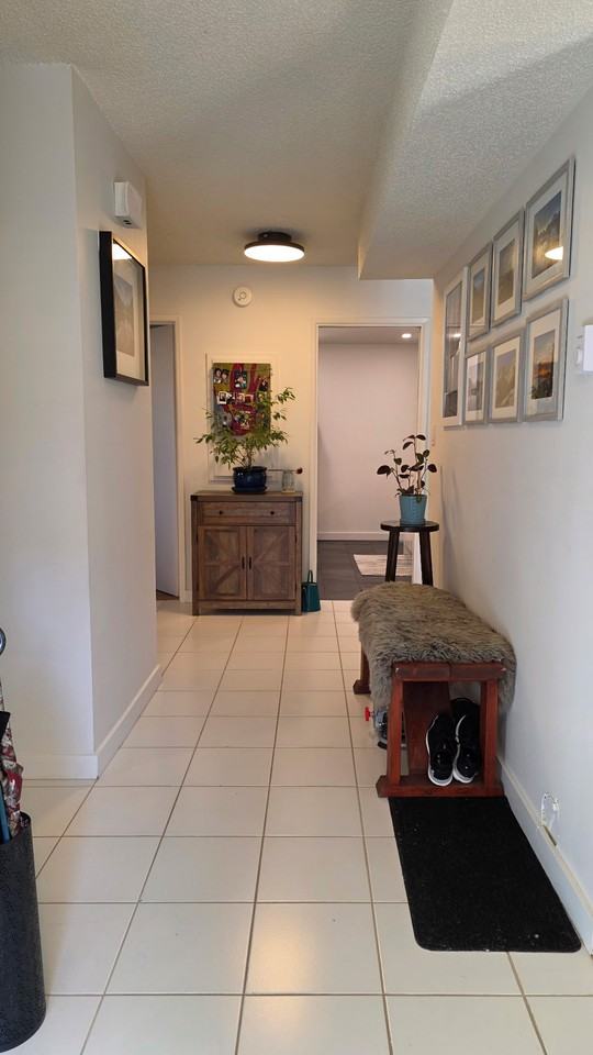 4704 48B Street - Photo 3 of 10