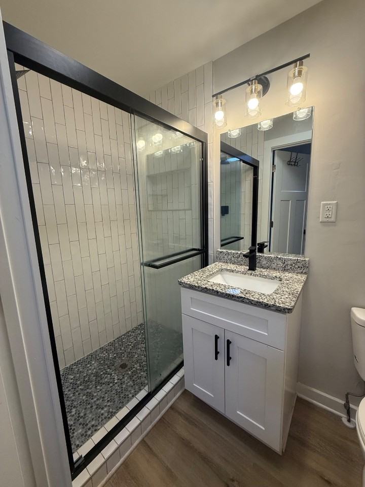 113-115 Crowell Dr - Photo 6 of 6