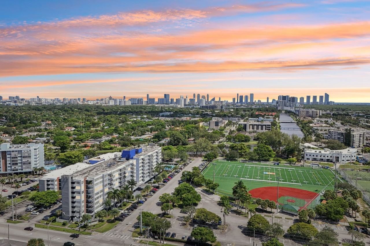 Grand Island Square - Photo 2 of 50