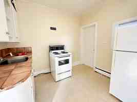 featured image of 33 Paddock St #33-2