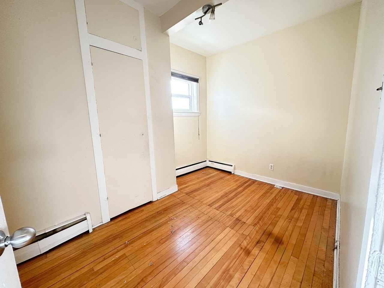 33 Paddock Street #33-2 - Photo 2 of 4