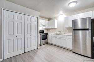 featured image of 1004 Apple Blossom Dr