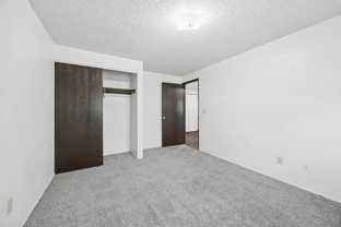 425 S Olympia St - Photo 1 of 1
