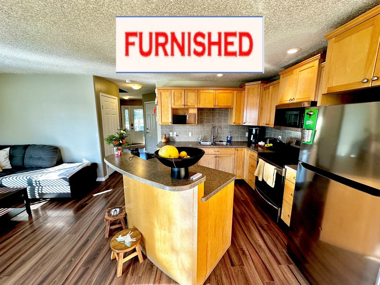 9711 86 St - Photo 2 of 14