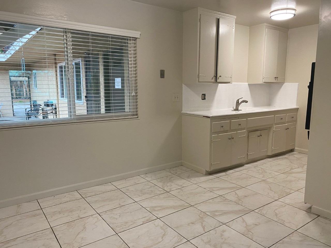 4004 Williams Rd #3 - Photo 6 of 9