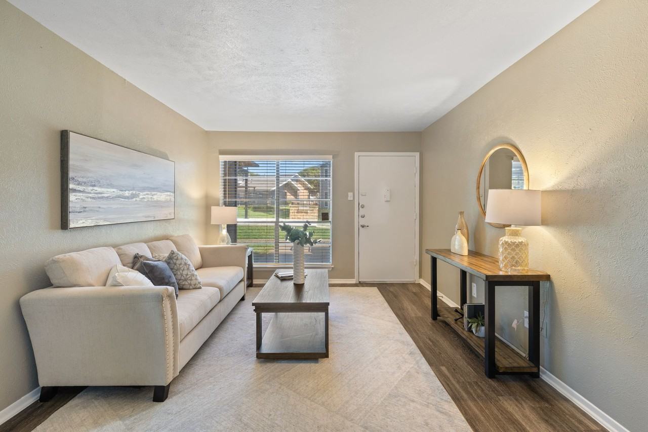 Cottonwood Park Village - Photo 6 of 26