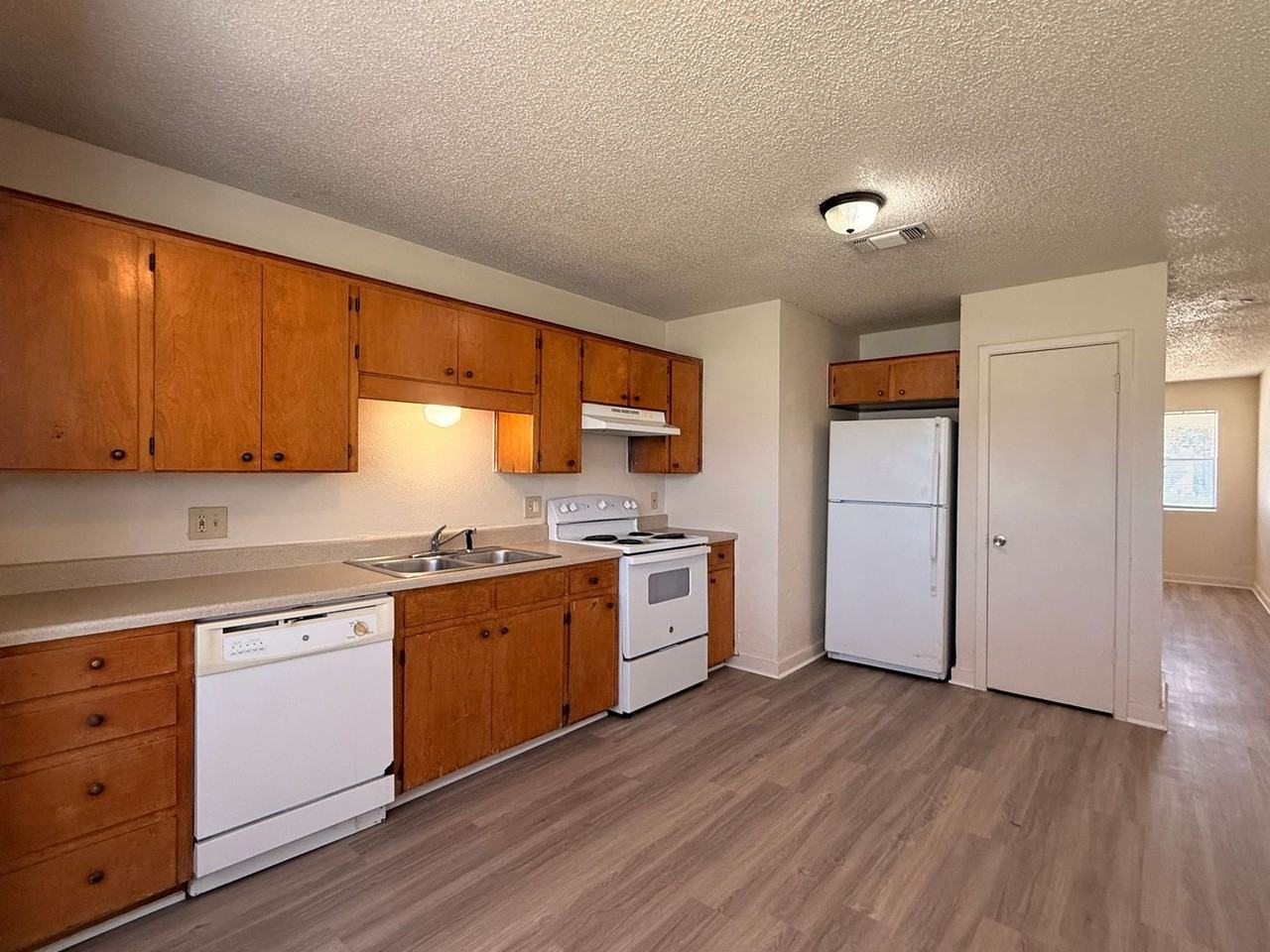 1105 Charisse St #A - Photo 3 of 16