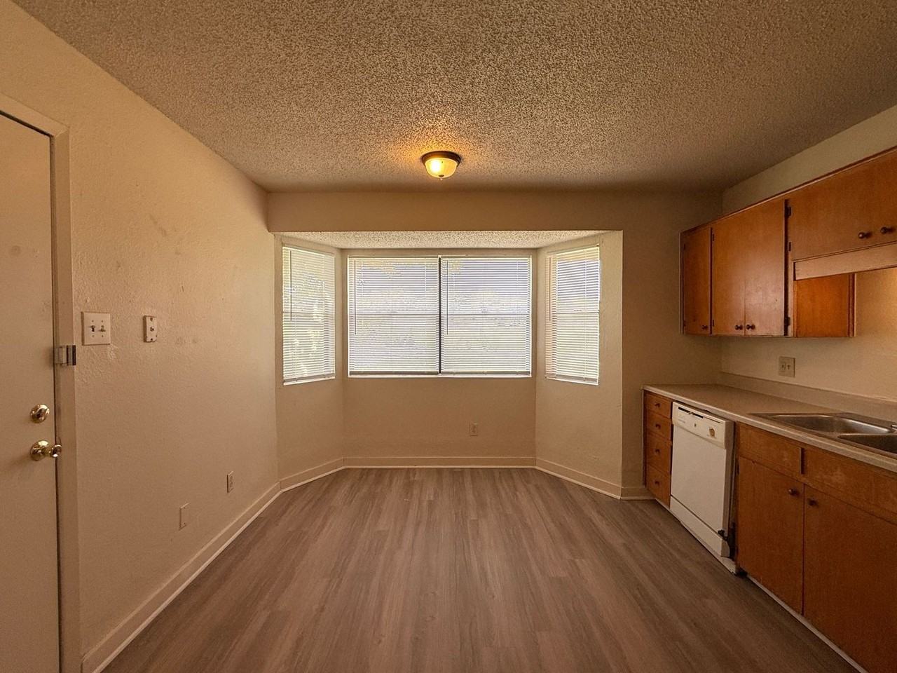 1105 Charisse St #A - Photo 4 of 16