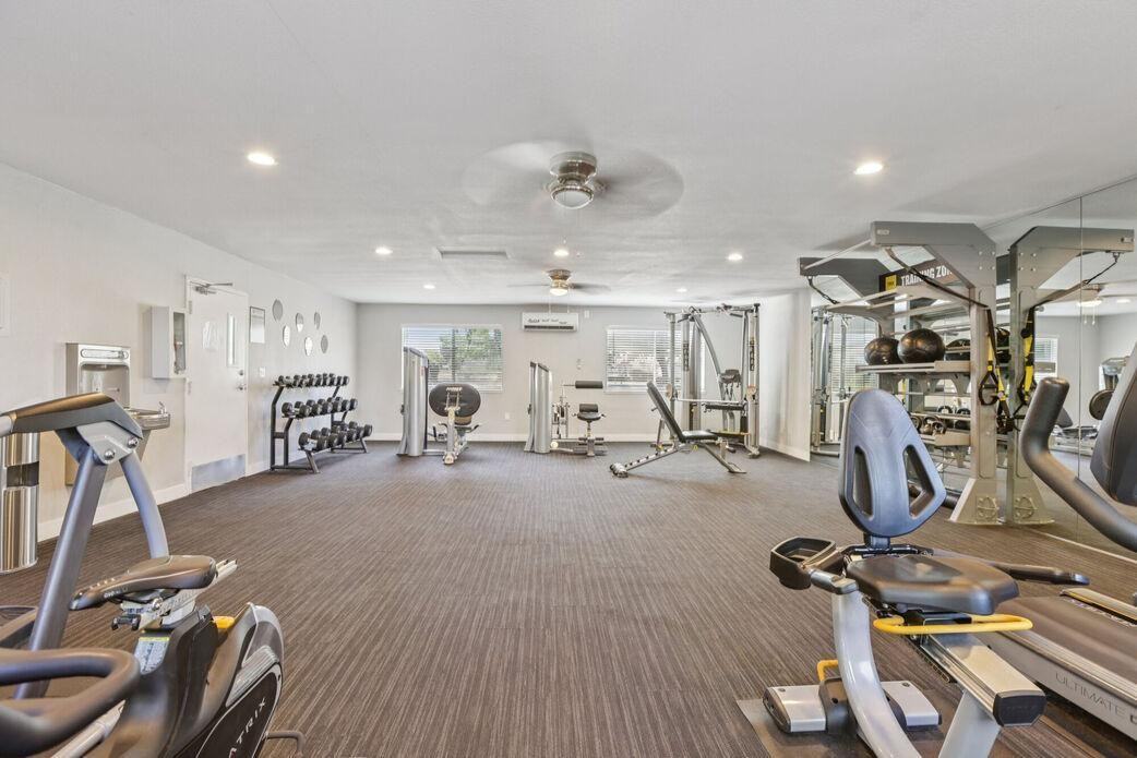 5643 Charlotte Way - Photo 3 of 29