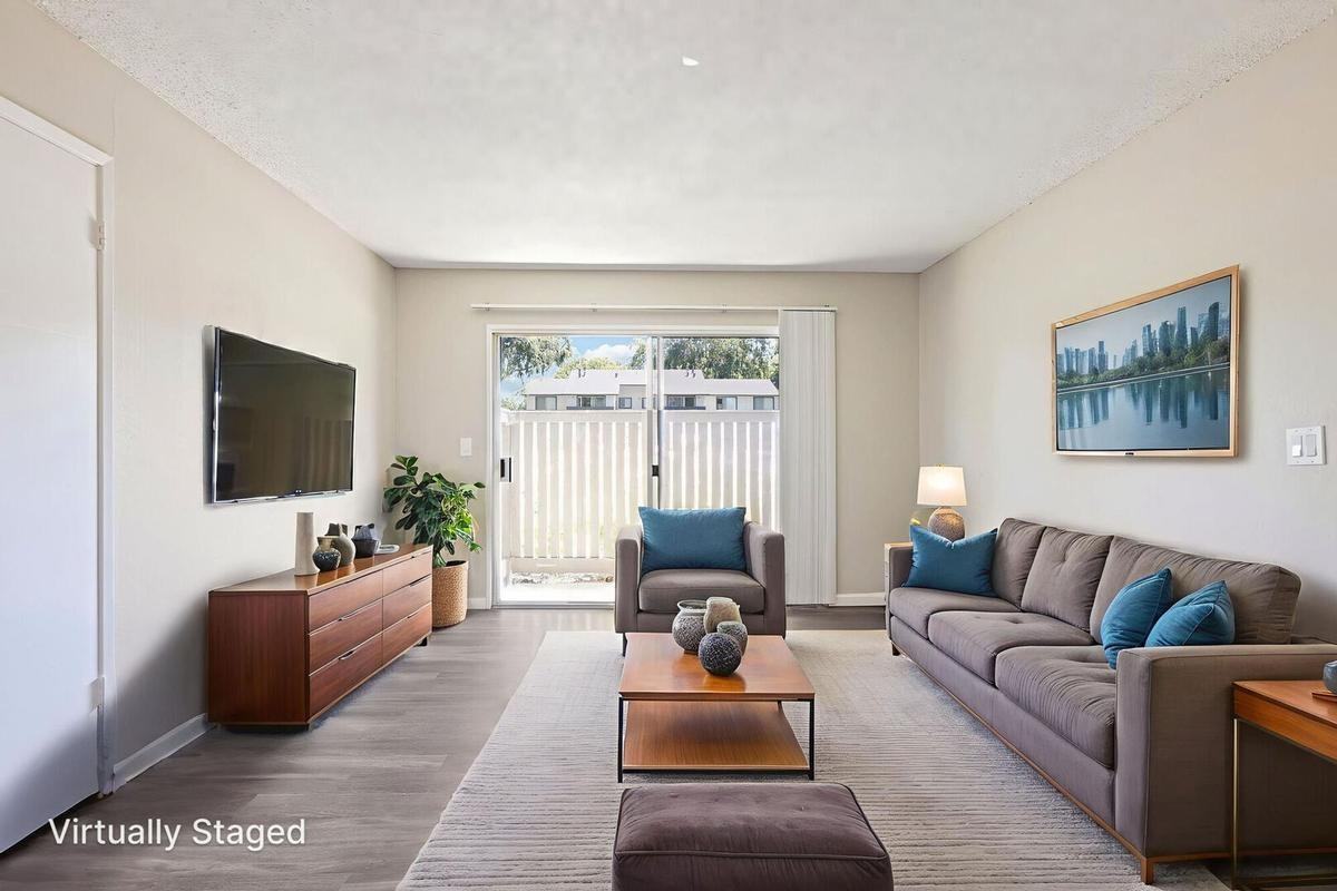 5643 Charlotte Way - Photo 2 of 29