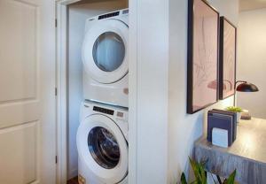22025 E 7th Ave - Photo 1 of 1