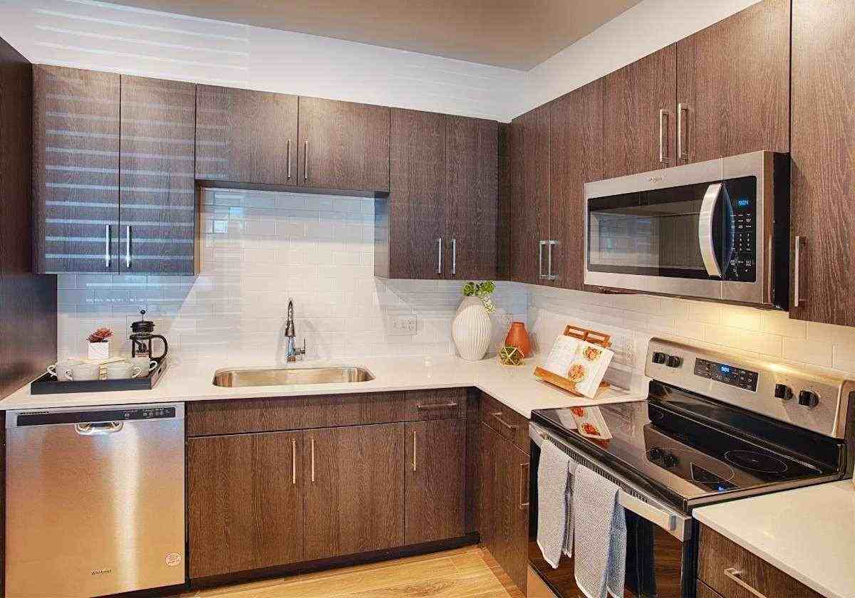 22025 E 7th Ave - Photo 3 of 35