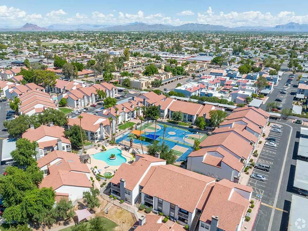 225 N Gilbert Rd - Photo 2 of 23