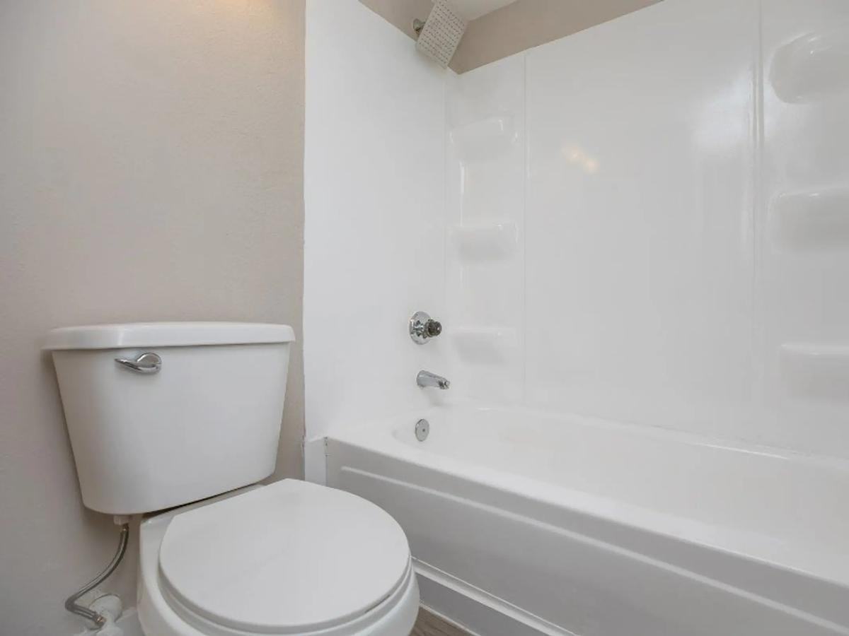 4141 W Glendale Ave - Photo 7 of 19