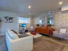 868 S Arizona Ave - Photo 1 of 1