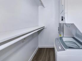 868 S Arizona Ave - Photo 1 of 1