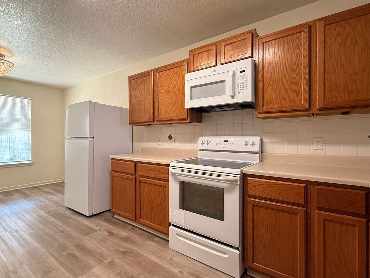 1604 Dugger Circle #A - Photo 4 of 19