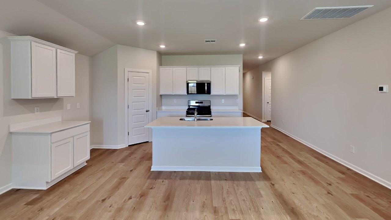 10308 Nw 28th St - Photo 7 of 21
