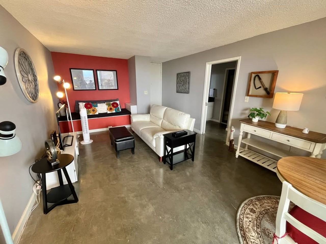 1201 Wilder Ave #2102 - Photo 3 of 14