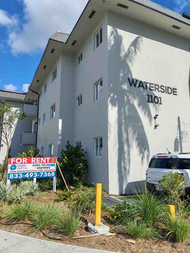 Waterside Apartments - Photo 2 of 20