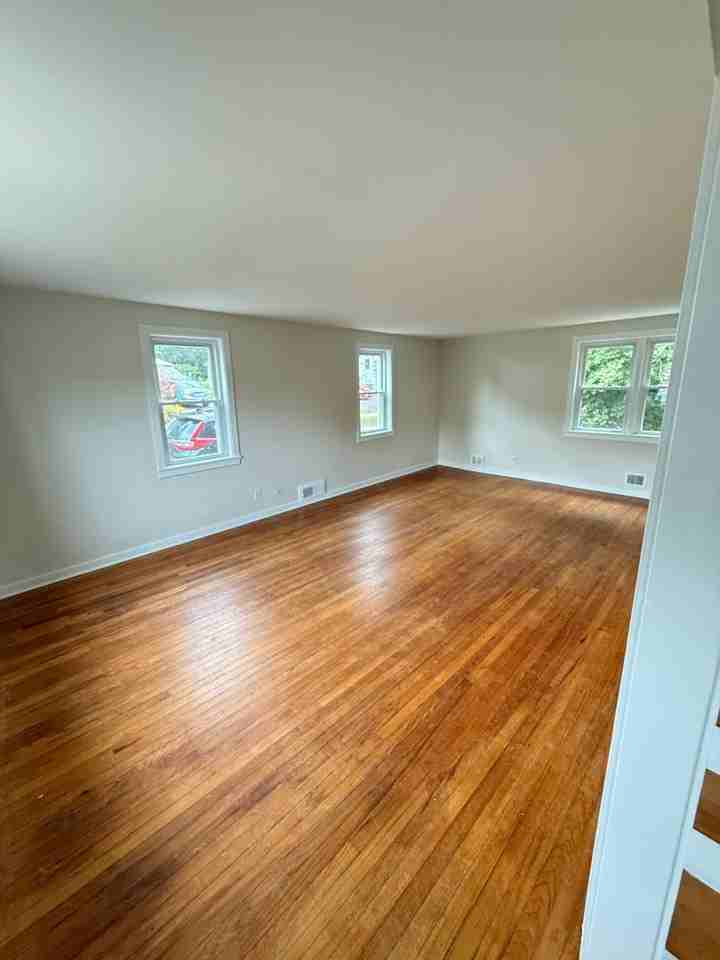 20 Maple St - Photo 2 of 13