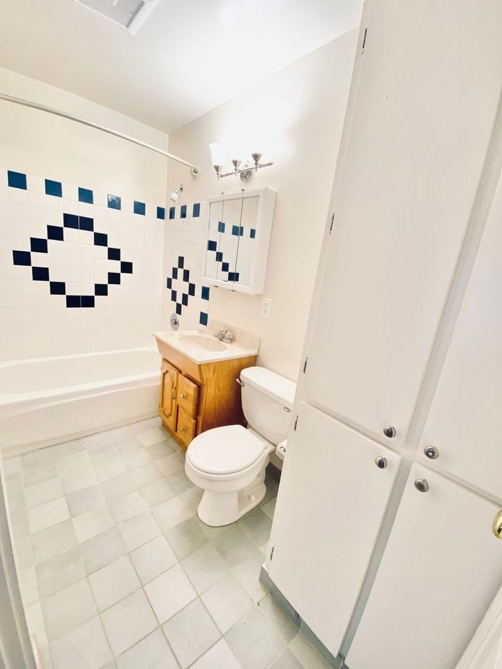 509 Apartments - Photo 5 of 27