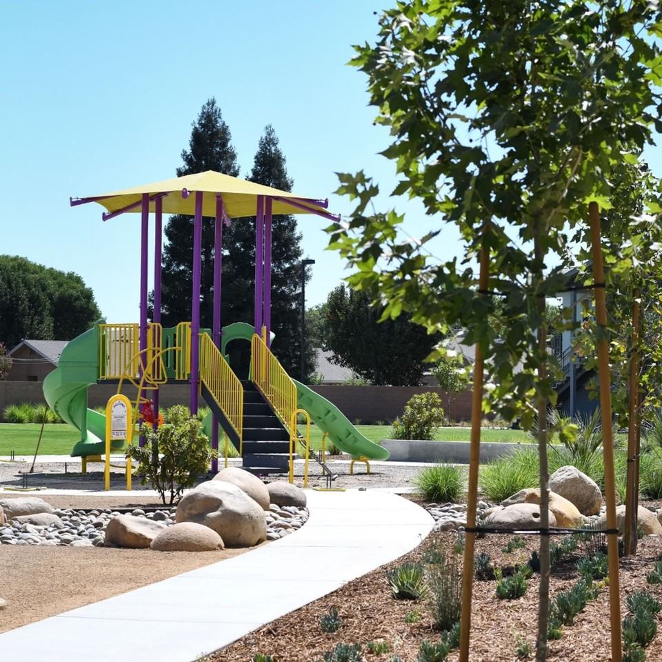 Magnolia Commons - Photo 3 of 5